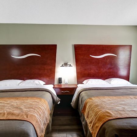 Burlington Inn Екстериор снимка